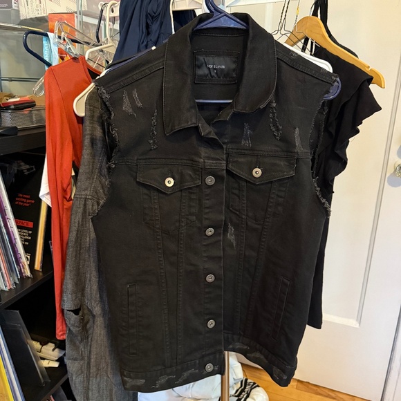 Culture Kings Distressed Denim Vest - Picture 1 of 4